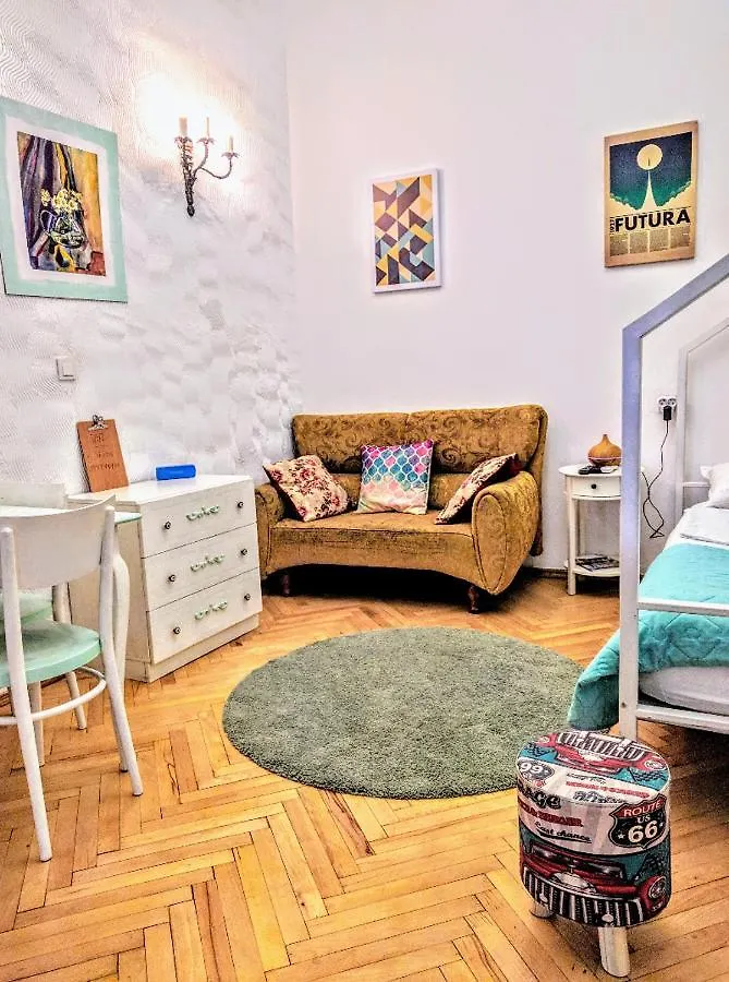 Old Town Studio With Picture Perfect Terrace ! Тбилиси 0*,