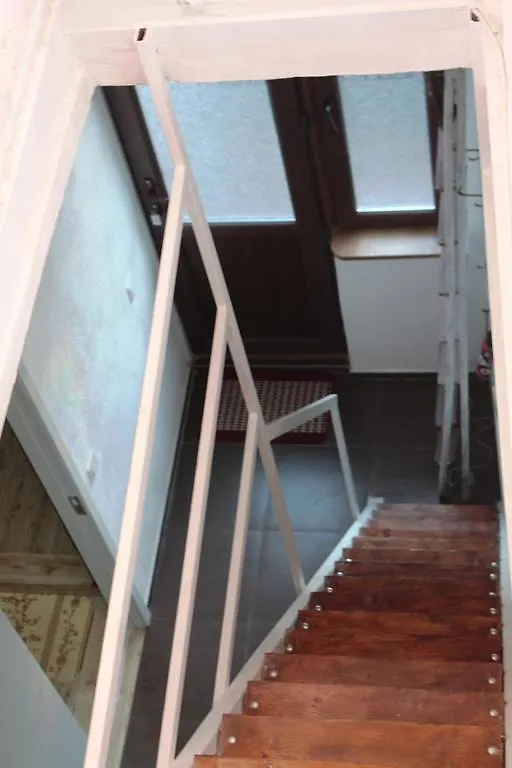 Old Town Studio With Picture Perfect Terrace ! Тбилиси