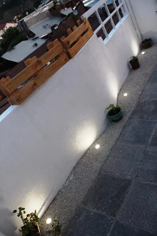 Апартаменты Old Town Studio With Picture Perfect Terrace ! Тбилиси